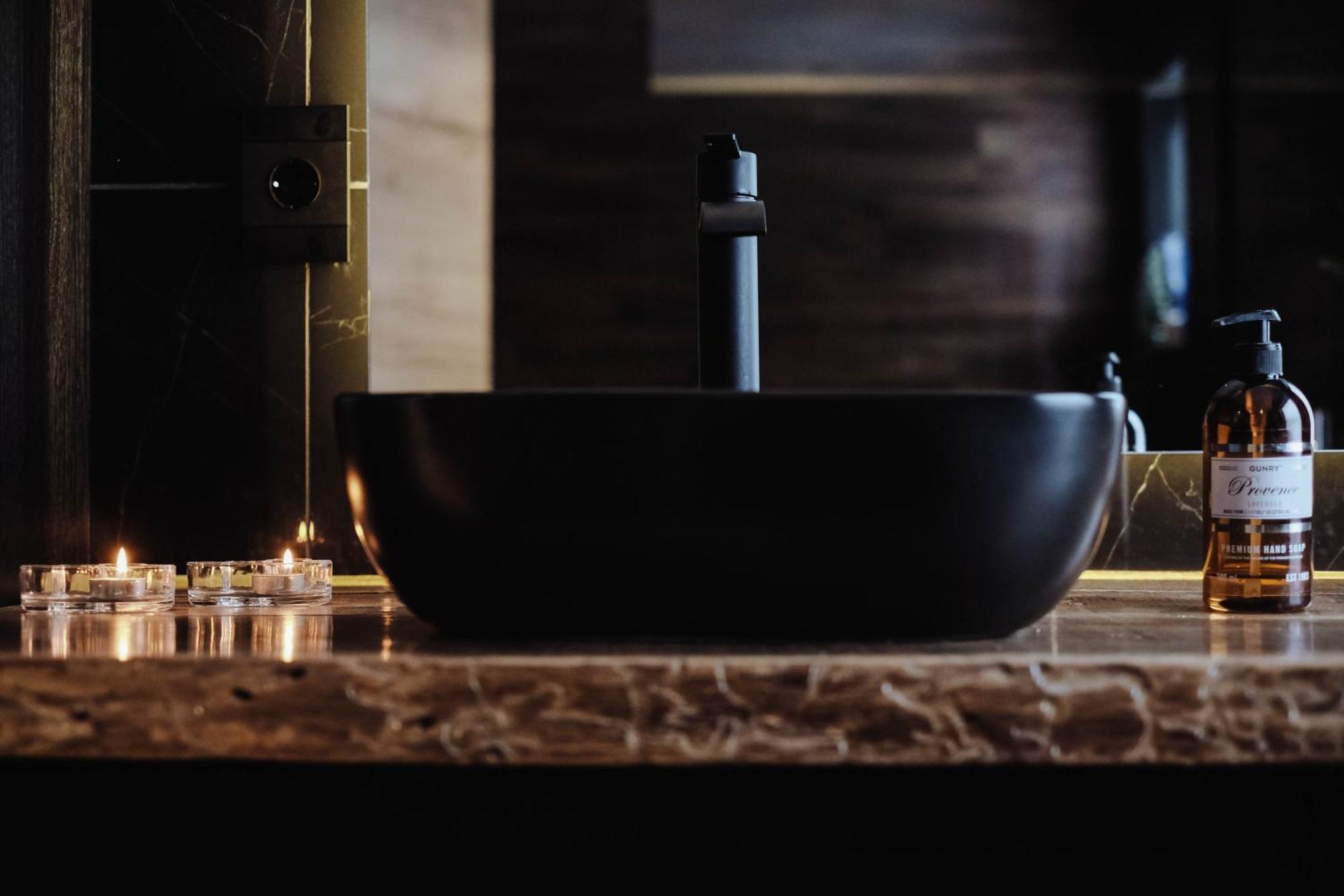 Botnahlid Villa, Mountain And Town Views And Outdoor Sauna Seyðisfjörður Εξωτερικό φωτογραφία