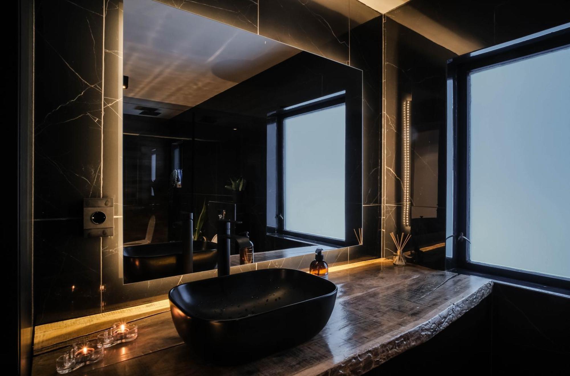 Botnahlid Villa, Mountain And Town Views And Outdoor Sauna Seyðisfjörður Εξωτερικό φωτογραφία