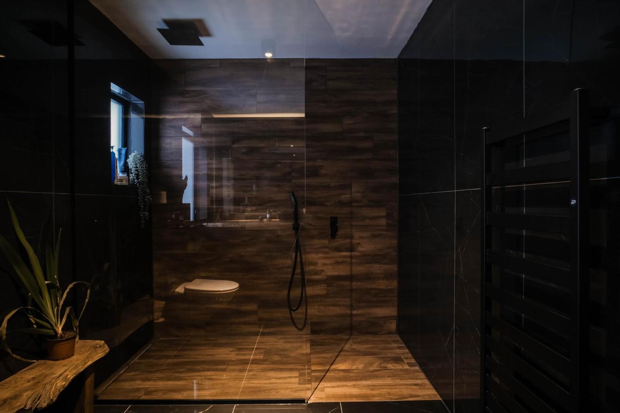 Botnahlid Villa, Mountain And Town Views And Outdoor Sauna Seyðisfjörður Εξωτερικό φωτογραφία